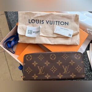 Louis Vuitton Clémence Wallet - Fuschia